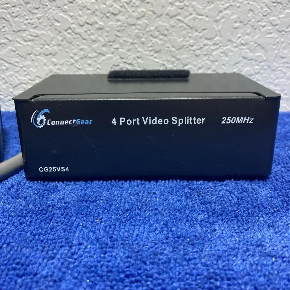 ConnectGear 4 Port Video Splitter CG25VS4, 250MHz